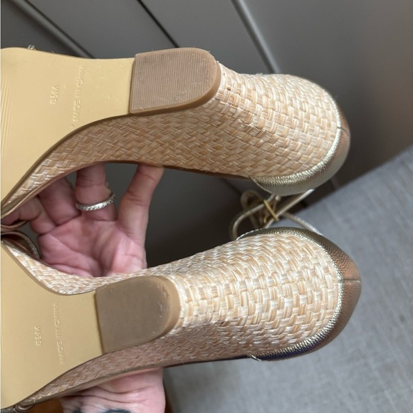 Lilly Pulitzer Bridgette Gold Metallic Wedge sz 8.5 - Picture 9 of 11